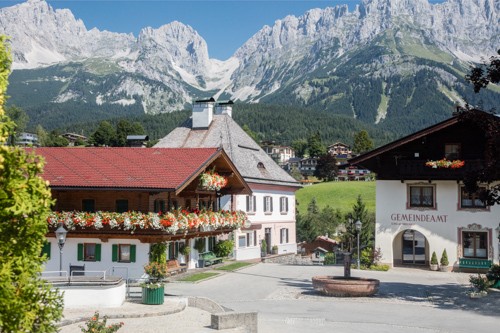Dorfplatz Going_Sommer_Foto Roland Defrancesco (4)